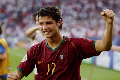 ah c bon portugal est gagn&egrave; et c ronaldo tr&egrave;s content
